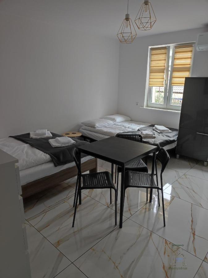 Nowe Apartamenty Na Swiatowida Vito Apartments "Centrum"Molo 5 Min Spacerem" ミエンジズドロイェ エクステリア 写真
